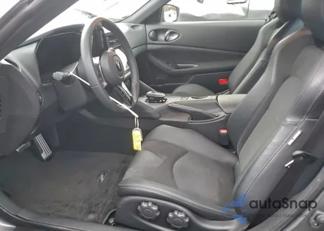 2025 Nissan Z Performance z USA, uszkodzony, nr VIN JN1BZ4BH3SM411139